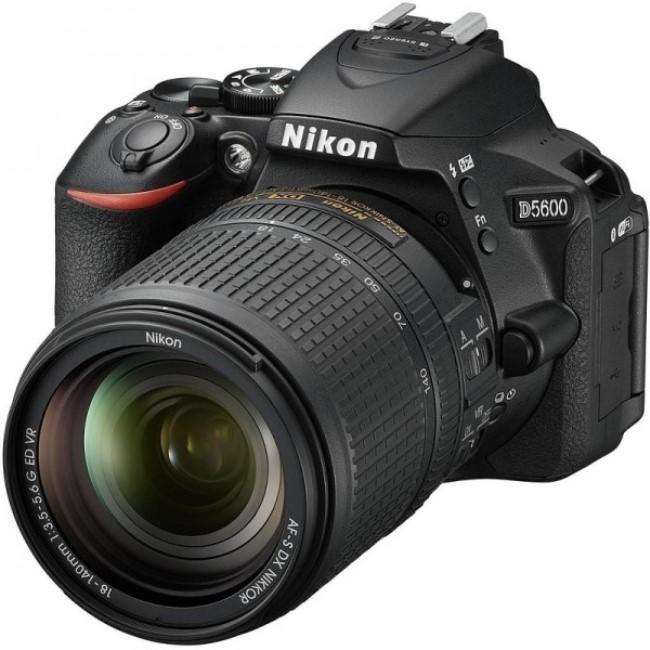 Nikon D5600 Kit фото