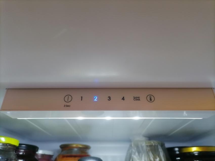 Управление холодильником Candy CCRN 6180W